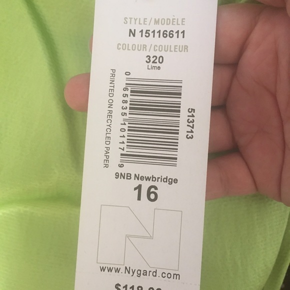 Size 16 silk and cotton blend blouse from Peter Nygard in lime green - Picture 7 of 8